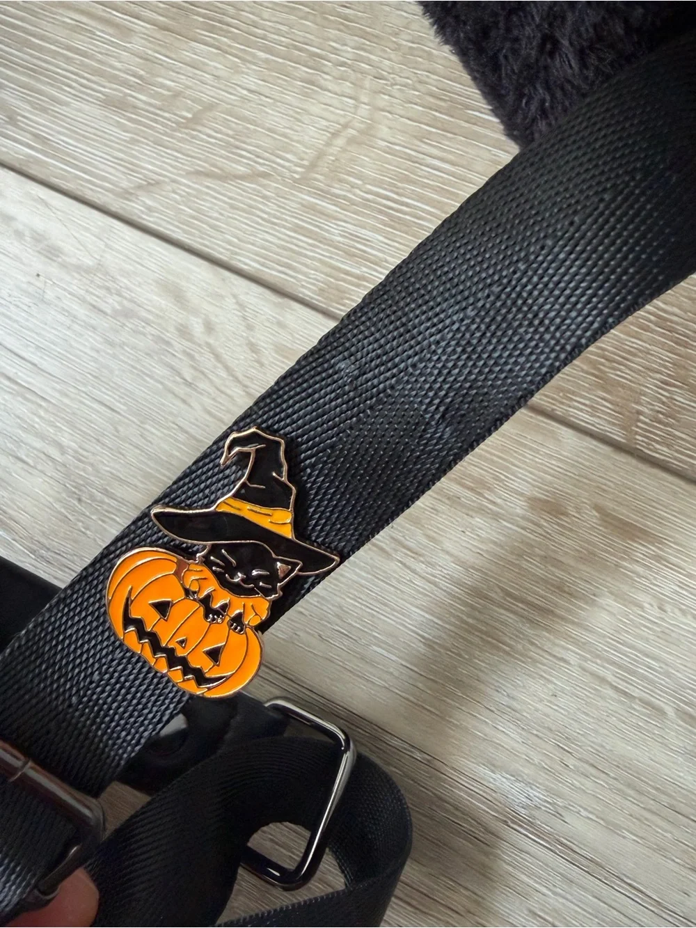 Disney Hocus Pocus Binx Loungefly Mini Backpack & candle cardholder (Read)